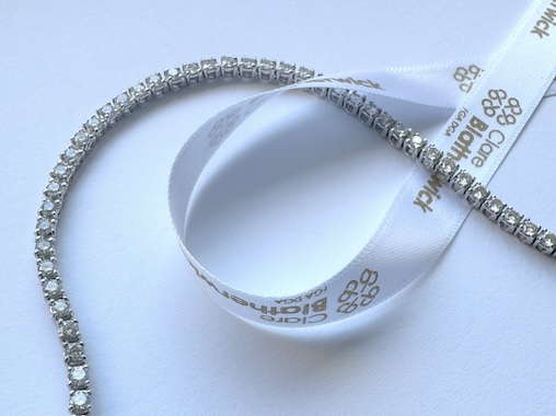 A Classic Diamond Line Bracelet